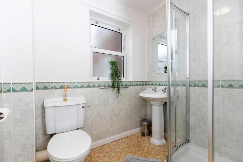 In The Heart Of It! Villa Stokesley Ngoại thất bức ảnh