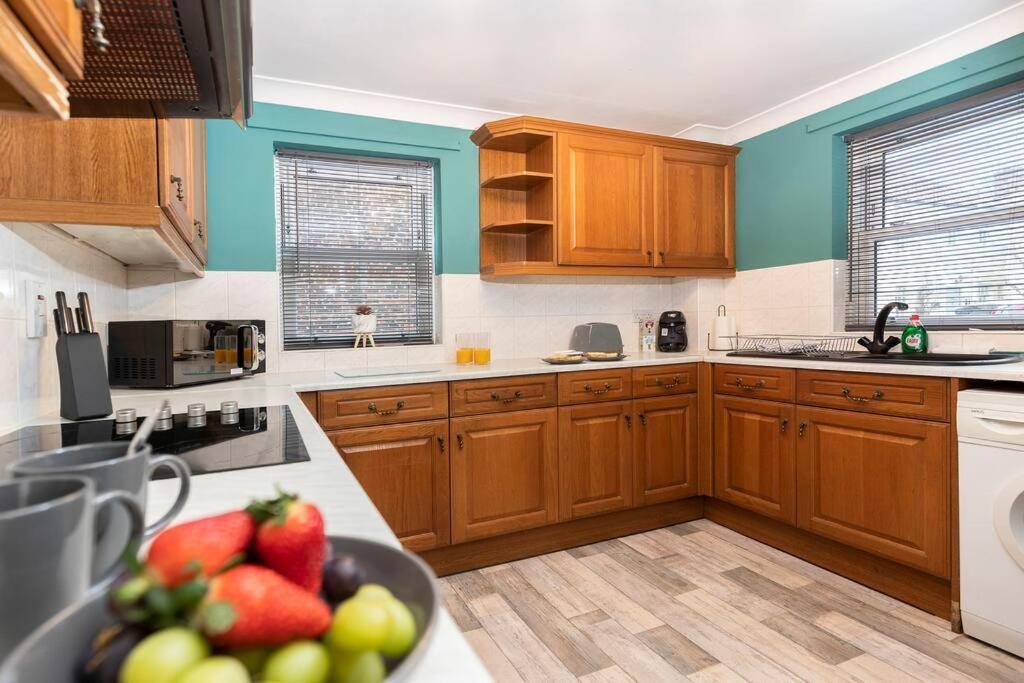 In The Heart Of It! Villa Stokesley Ngoại thất bức ảnh